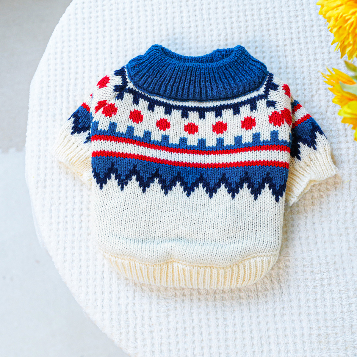 Gemusterter Strickpullover für Katzen und kleine Hunde