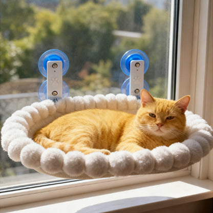 The cat hammock can be used anywhere.